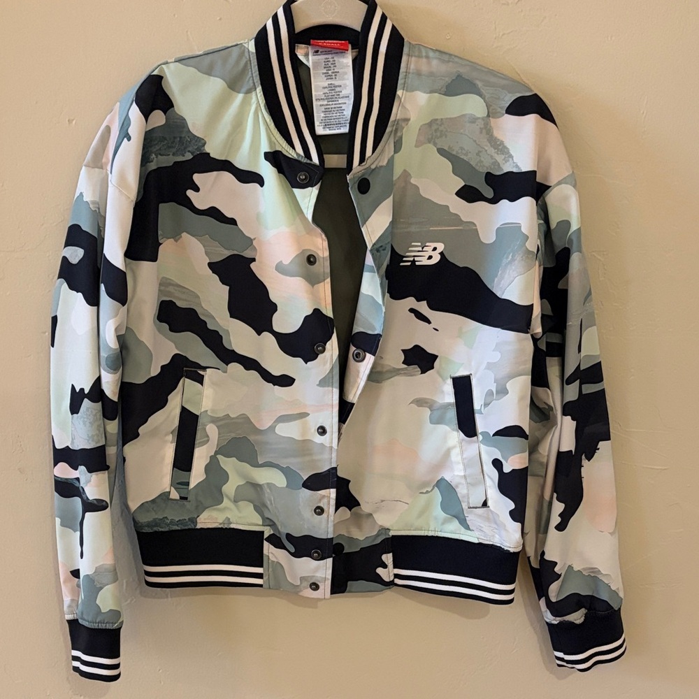 New Balance Camouflage Bomber Jacket - Size XS